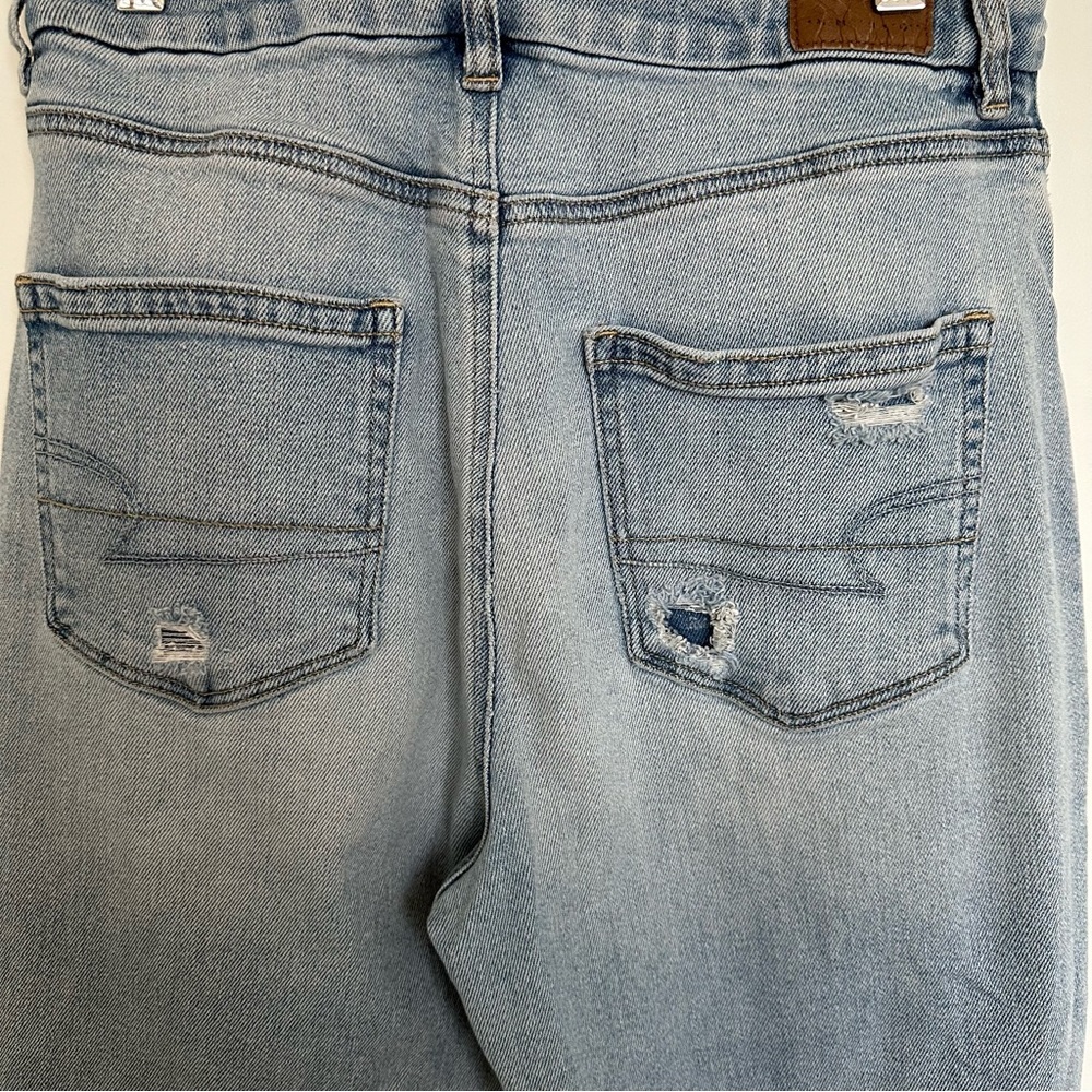 American Eagle- Pre-loved Curvy Mom Jean - Picture 3 of 8